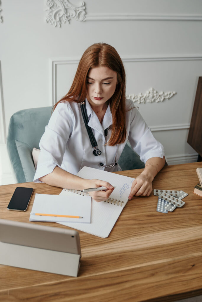 disability insurance for physicians Female, Doctor